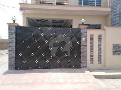Here Is A Good Opportunity To Live In A Well Built House Here Is A Good Opportunity To Live In A Well Built House