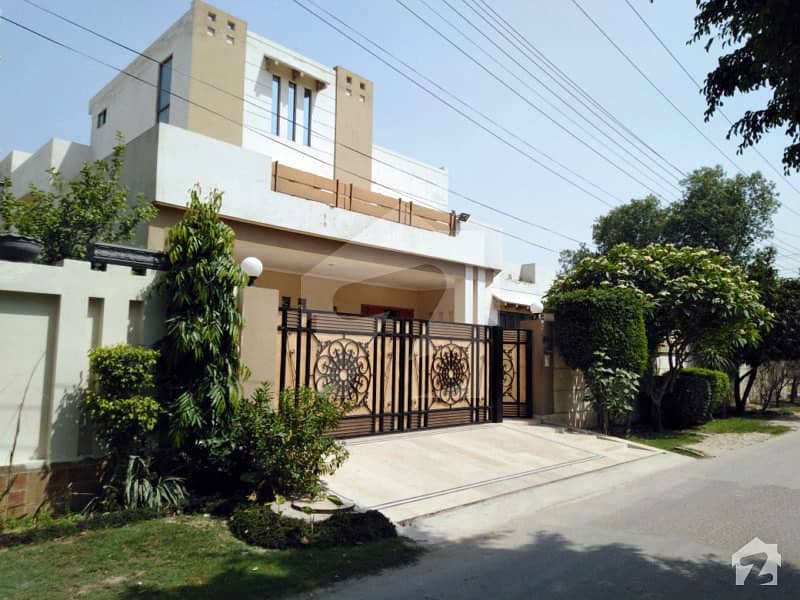 2 Kanal Double Story Corner House For Sale Lahore