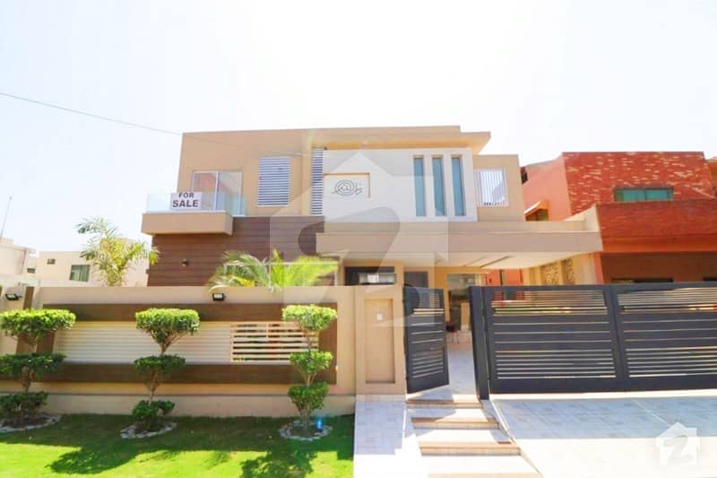 Syed Estates offers Outclass Luxury 20 Marla Brand New DHA Style Bungalow For Sale