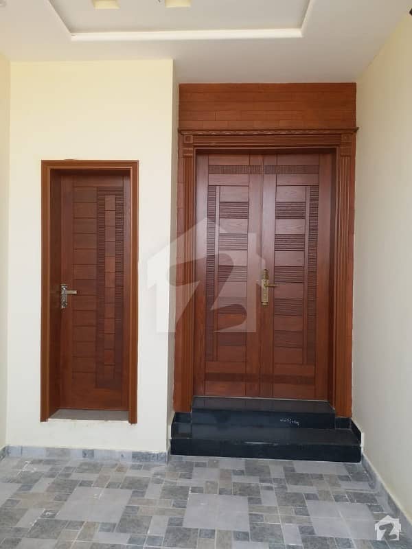 5 Marla Stunning Classic House For Sale In Lake City Lahore