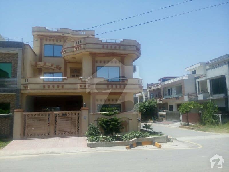 Well Furnished House For Sale