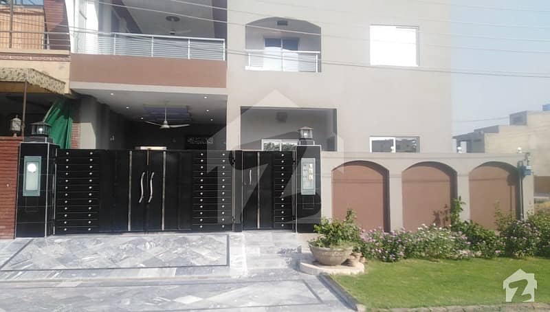 10 Marla Brand New House For Sale In Block N3 Of Wapda Town Phase 2