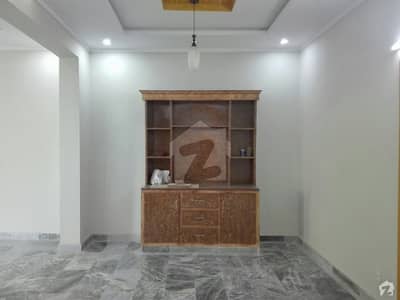 Here Is A Good Opportunity To Live In A Well-Built House Here Is A Good Opportunity To Live In A Well-Built House