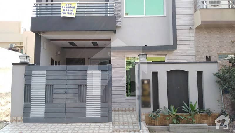5 Marla Brand New House For Sale In Rose Block Of Park View Villas