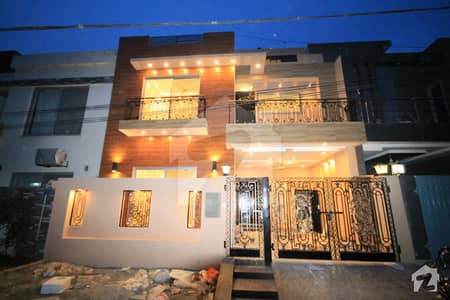 5 Marla Brand New Luxurious Villa For Sale 5 Marla Brand New Luxurious Villa For Sale