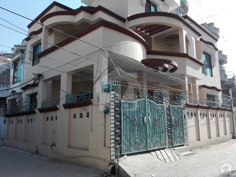Corner Double Storey House is available For sale Corner Double Storey House is available For sale