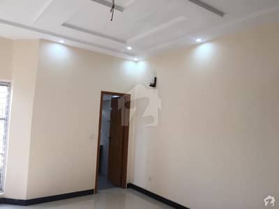 Here Is A Good Opportunity To Live In A Well-Built House Here Is A Good Opportunity To Live In A Well-Built House