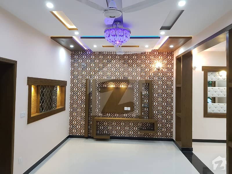 5th Floor Luxurious Studio Apartments Apartment For Sale In Bahria Town  Sector C