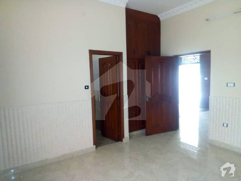 6 Marla Single Storey House Is Available For Sale