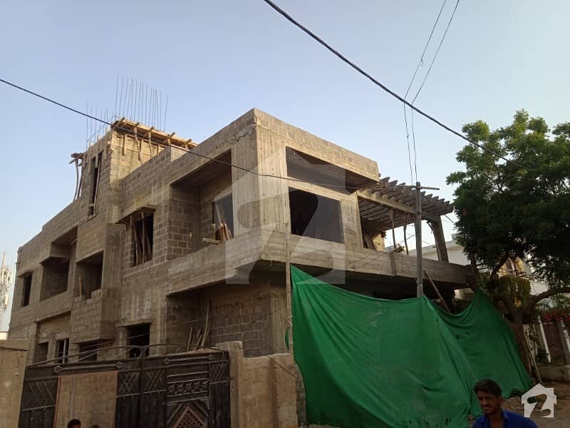 گلستانِِ جوہر ۔ بلاک اے 3 گلستانِ جوہر کراچی میں 6 کمروں کا 16 مرلہ مکان 5. 5 کروڑ میں برائے فروخت۔