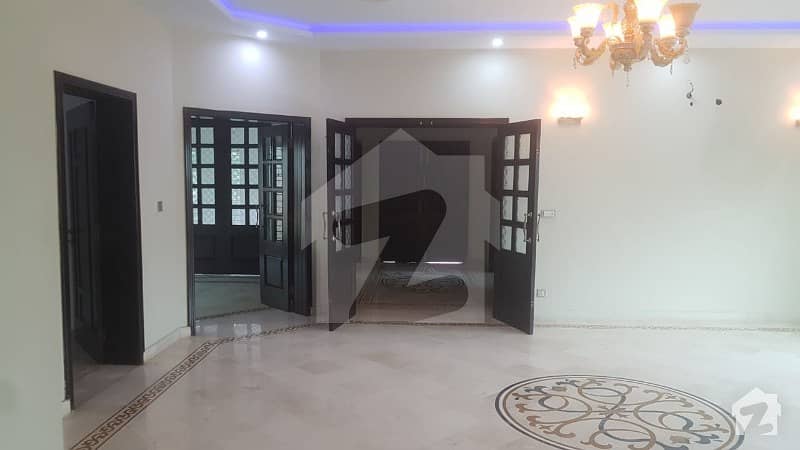 One Kanal Slightly Used Double Unit Look Like Brand New Bungalow For Rent - Near To Golf Community DHA Phase 6