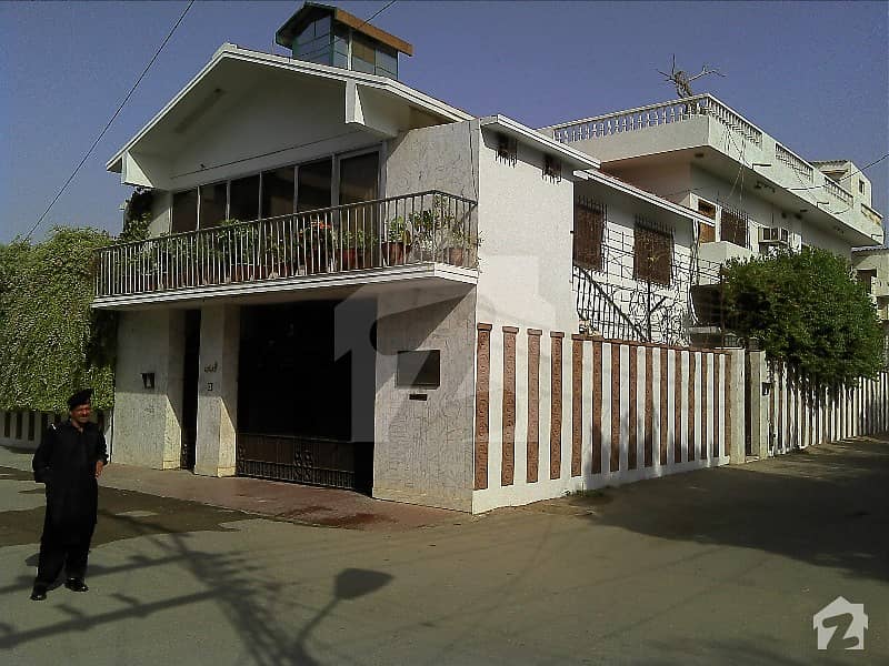 Defence Colony Hyderabad Sindh  House For Sale