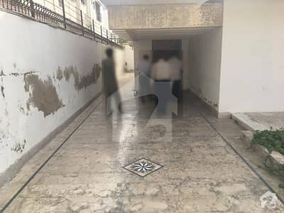 500 Yards Space Is Available On Rent 500 Yards Space Is Available On Rent