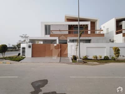 A Beautifully Built House At Good Location A Beautifully Built House At Good Location