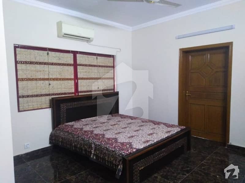 Fully Furnished Bedroom For Rent In Phase 3 Dha Lahore