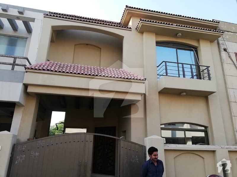 5 Marla Awesome House Available In Bankers Cooperative Housing Society Block A