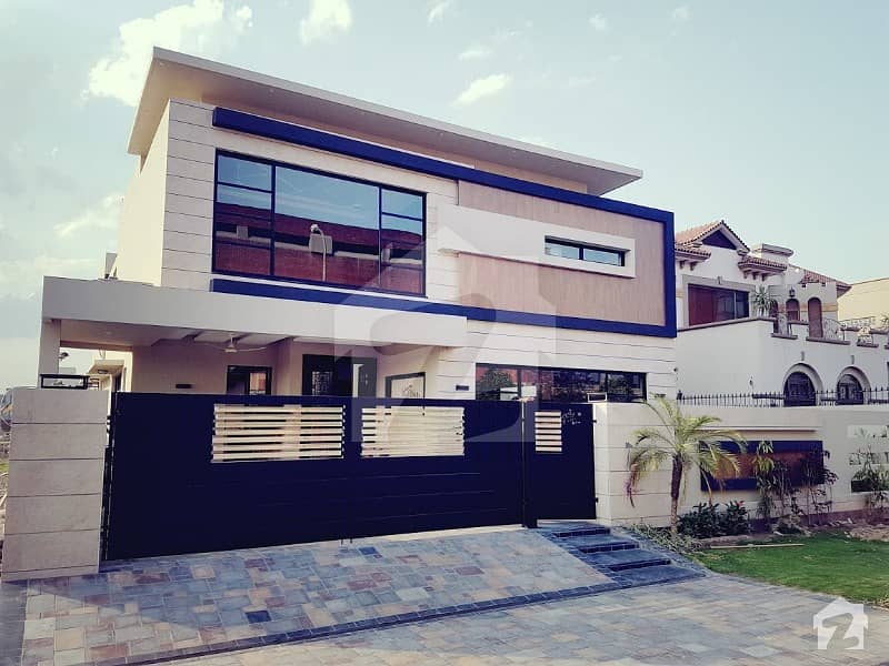 Phase 6 One Kanal Brand New Beautiful Designer House For Sale