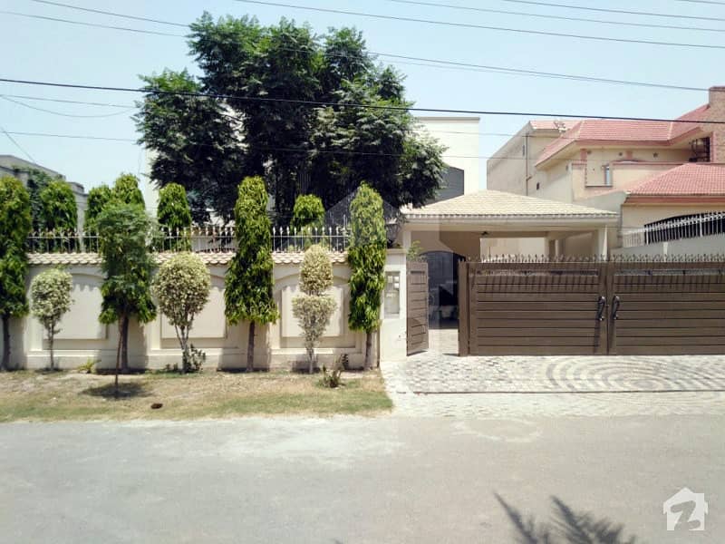2 Kanal 2 Marla House For Sale In H1 Block Of Wapda Town Phase 1