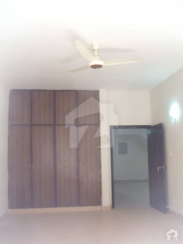 300 Sq Yd Double Story 6 Bed Dd House For Sale In Gulshan E Jamal Near To Main Road