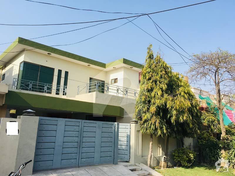 10 Marla Beautiful House For Rent In Dha Lahore Phase 4