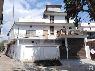 10 Marla Corner Double Storey House For Sale 10 Marla Corner Double Storey House For Sale