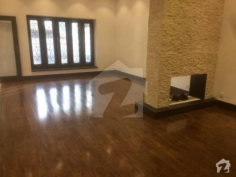 Baig Offer 16 Marla Commercial Paid House For Rent