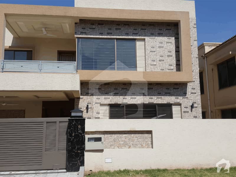 1 Kanal House Double Storey Double Unit  With 5 Luxury Beds For Sale At Bahria Town Phase 4