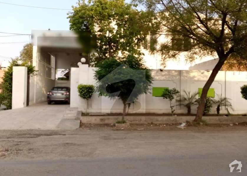 House Available In People Colony A Block