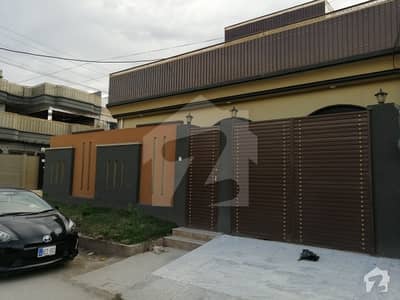 10 Marla Corner House For Sale 10 Marla Corner House For Sale
