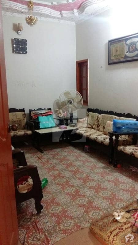 بفر زون - سیکٹر 15اے / 1 بفر زون نارتھ کراچی کراچی میں 2 کمروں کا 5 مرلہ زیریں پورشن 65 لاکھ میں برائے فروخت۔