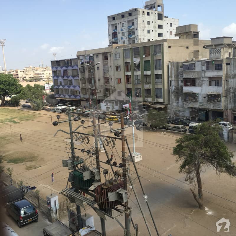 Flat For Sale Room 2 Room Block 7 Fb Area Federal B Area Block 7