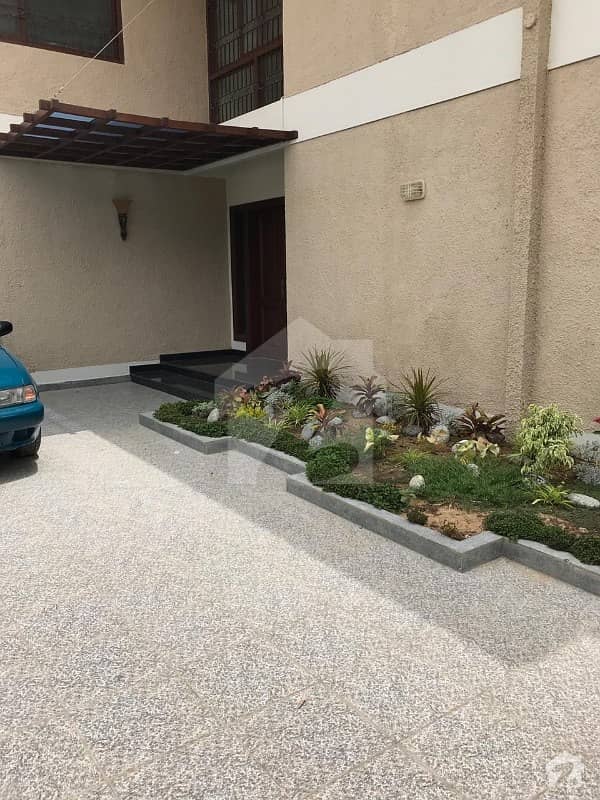 CC-53 - 900 Sq Yards Lavish Bungalow In Rich Vicinity Of Kda Scheme 1 For Rent