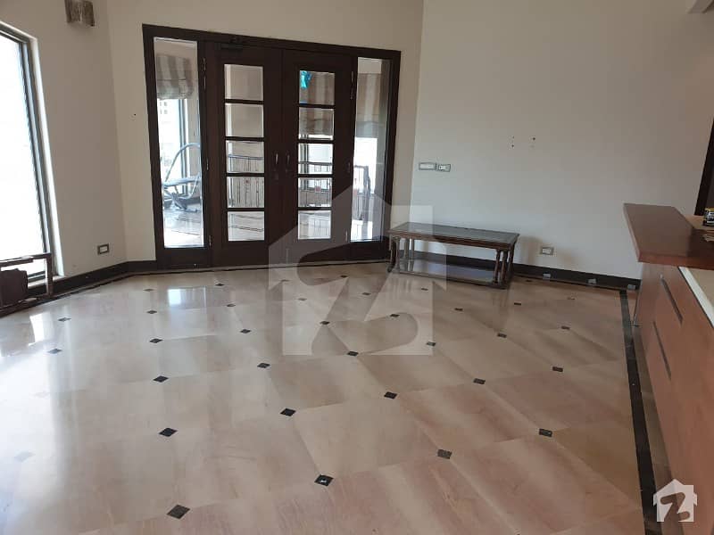 A Furnished Room In The Most Liked Area Of Dha Available For Rent