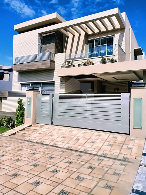 Syed Brothers Offer 10 Marla Brand New Straight line Luxury Bungalow for Rent Syed Brothers Offer 10 Marla Brand New Straight line Luxury Bungalow for Rent