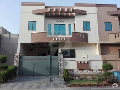 Well-Built House Available in Good Location Well-Built House Available in Good Location