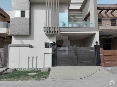 A Beautifully Built House At Good Location A Beautifully Built House At Good Location
