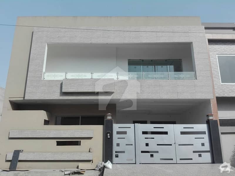 A Beautifully Built House At Good Location A Beautifully Built House At Good Location