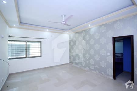 1 kanal upper portion for rent very Beautiful