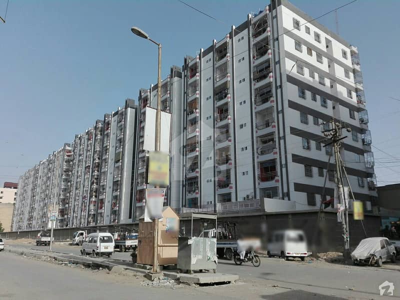 نارتھ کراچی ۔ سیکٹر 11اے نارتھ کراچی کراچی میں 2 کمروں کا 4 مرلہ فلیٹ 46 لاکھ میں برائے فروخت۔