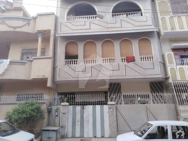 بفر زون - سیکٹر 15-A / 4 بفر زون نارتھ کراچی کراچی میں 6 کمروں کا 5 مرلہ مکان 1.62 کروڑ میں برائے فروخت۔