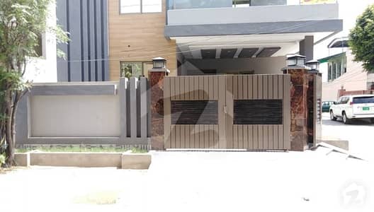 8 Marla Corner House For Sale In H3 Block Of Johar Town Phase 2 8 Marla Corner House For Sale In H3 Block Of Johar Town Phase 2
