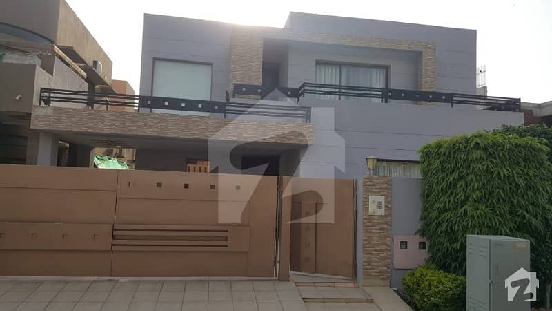 Soneri Estate Offer 1 Kanal Slightly Used Swimming Pool Royal Place Out Class Modern Luxury Bungalow For Sale In Dha Phase V Lahore Soneri Estate Offer 1 Kanal Slightly Used Swimming Pool Royal Place Out Class Modern Luxury Bungalow For Sale In Dha Phase V Lahore