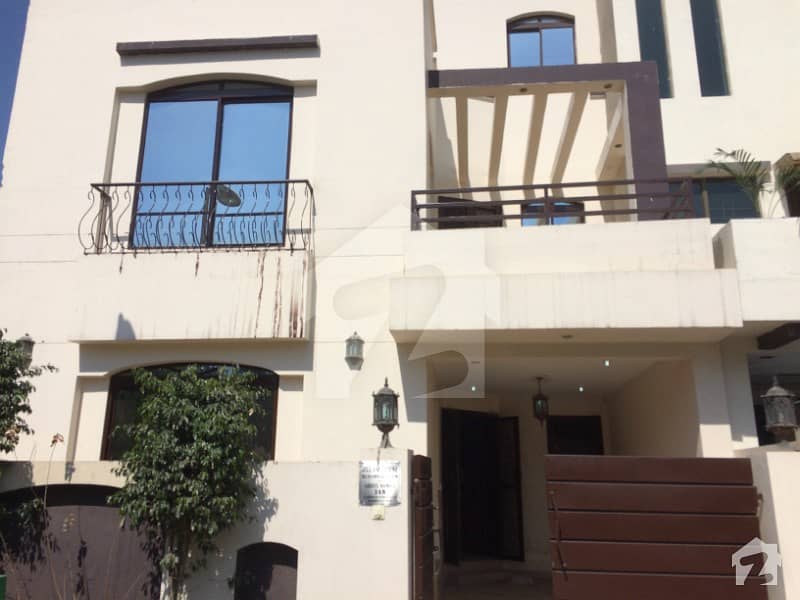 10 Marla Lower Portion Luxury With 2 Bedrooms For Rent In Bahria Town Lahore