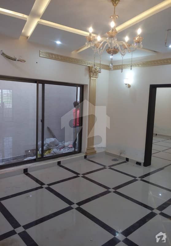 1 Kanal Upper Portion For Rent Near Umt University Brand New