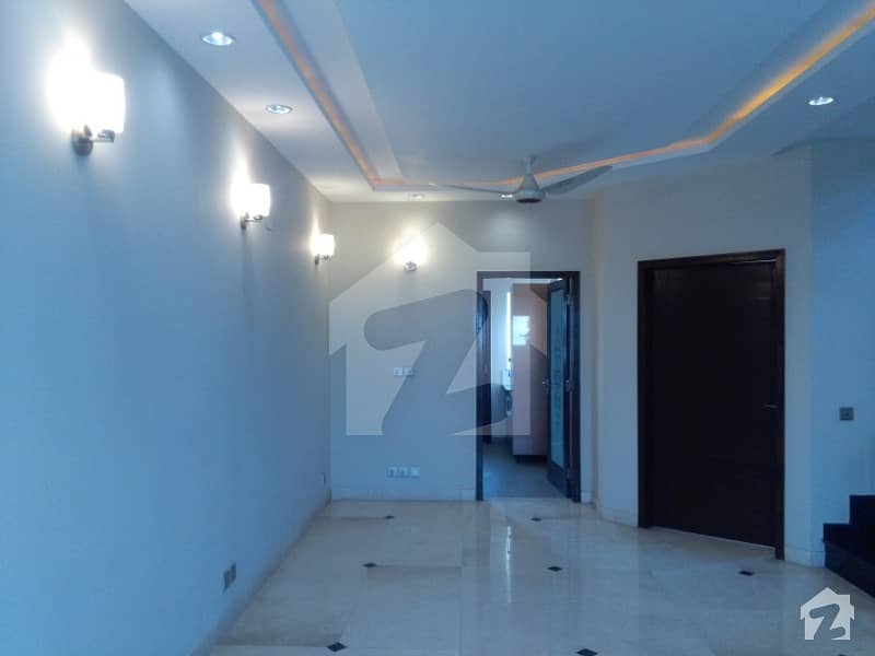 5 Marla Full house Available For Rent in Paragon City with 3 Beds