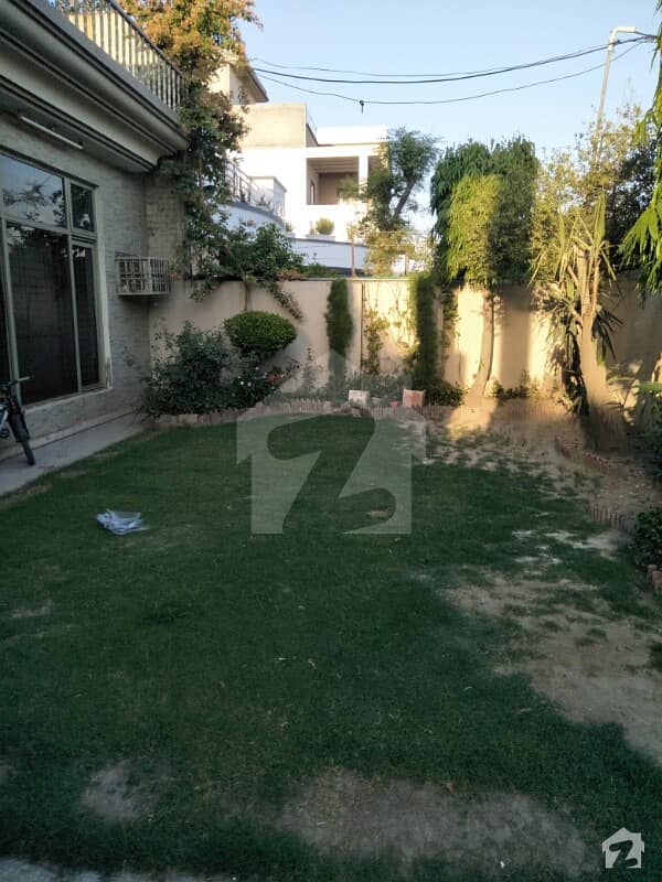 1 Kanal Lower Portion Azam Garden Neat And Clean Ac And Generator Facility Available