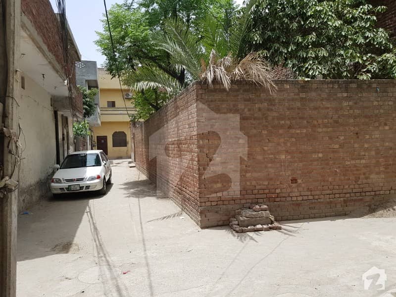 4.75 Marla Residential Corner Plot For Sale In Nadirabad, Cantt Lahore