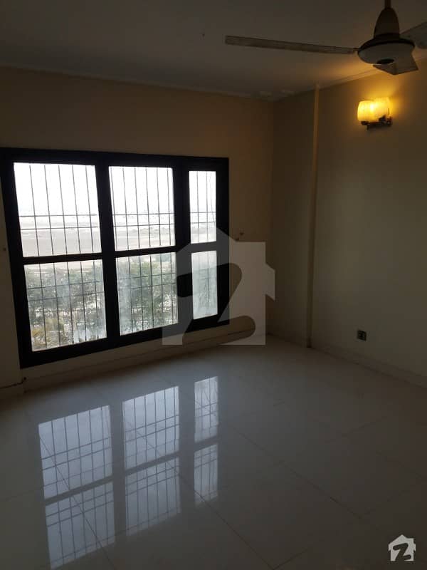 2200 Sq Feet 3 Bedrooms Apartment Available For Sale In Clifton