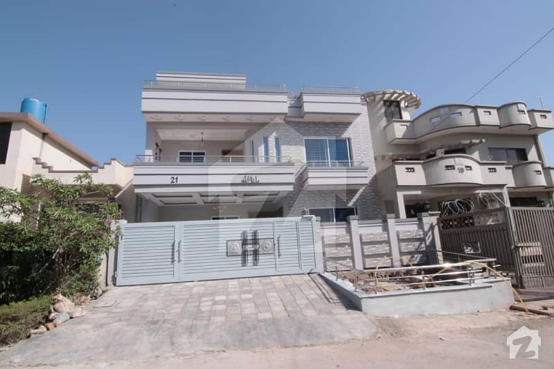Brand New 35x70 House For Sale With 6 Bedrooms In G-13 Islamabad