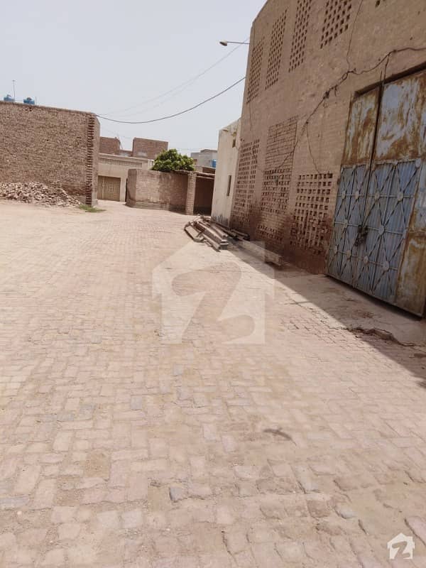22 Kanal Closed Oil Factory Place For Sale - In Multan City